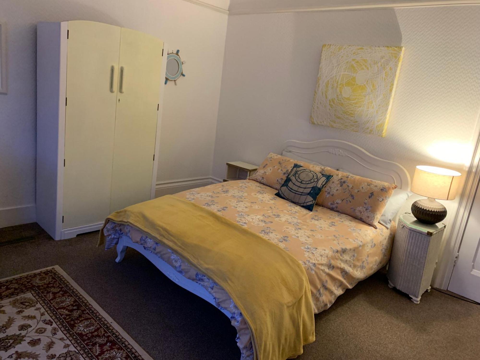 Spectacular Sea View Double, With Exclusive Bathroom & Use Of Patio And Bike Store Маргейт Екстериор снимка